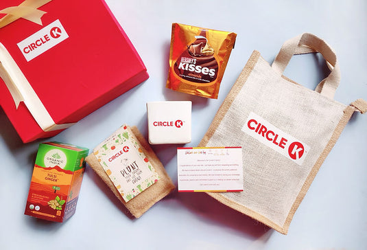Elevating Pre-Onboarding Process: Thoughtful Hampers for New Employees