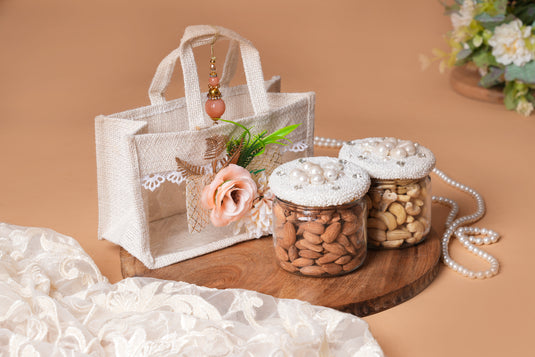 Pearl Grace Favour