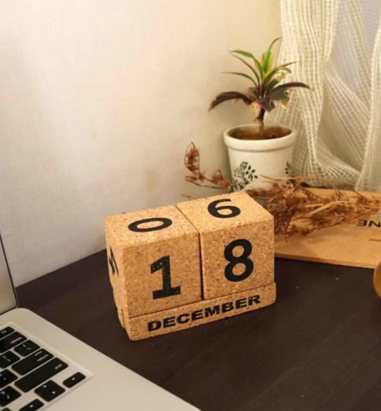 Cork DIY Desk Top Calender