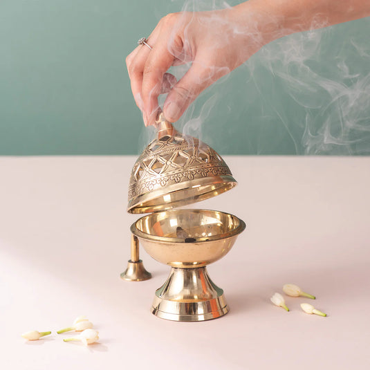 Divine Aura Bakhoor Burner