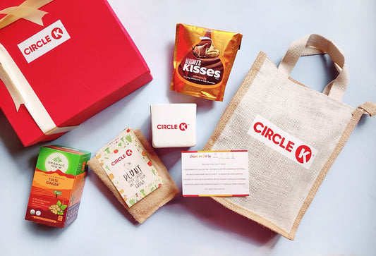 Elevating Pre-Onboarding Process: Thoughtful Hampers for New Employees