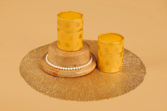 Sunehri Leaf Roud Box