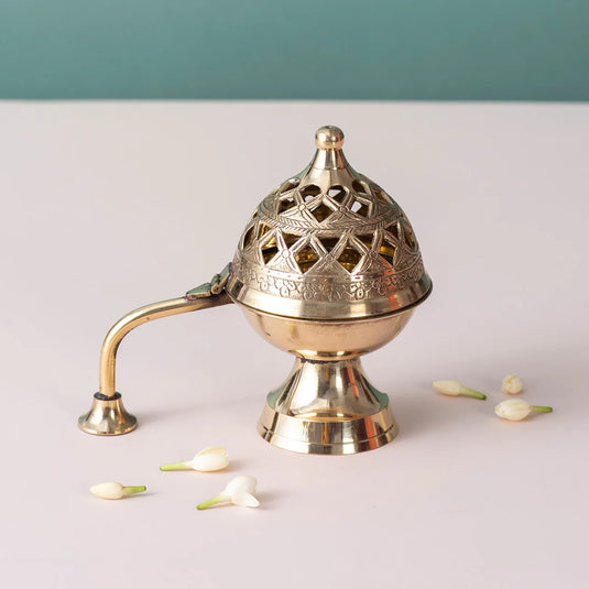 Divine Aura Bakhoor Burner
