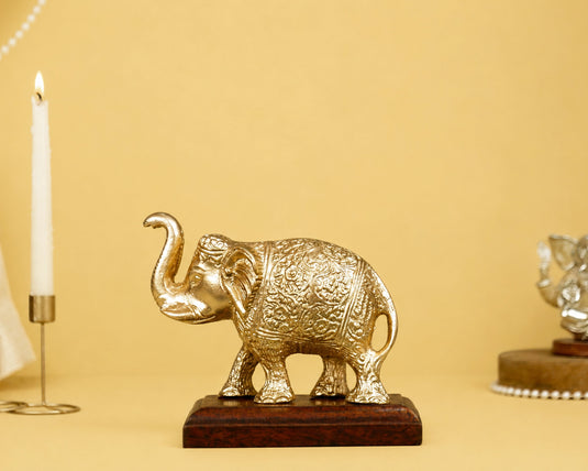 Aira Elephant Décor