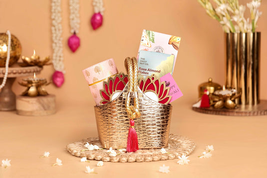 Gulabi Diwali Basket